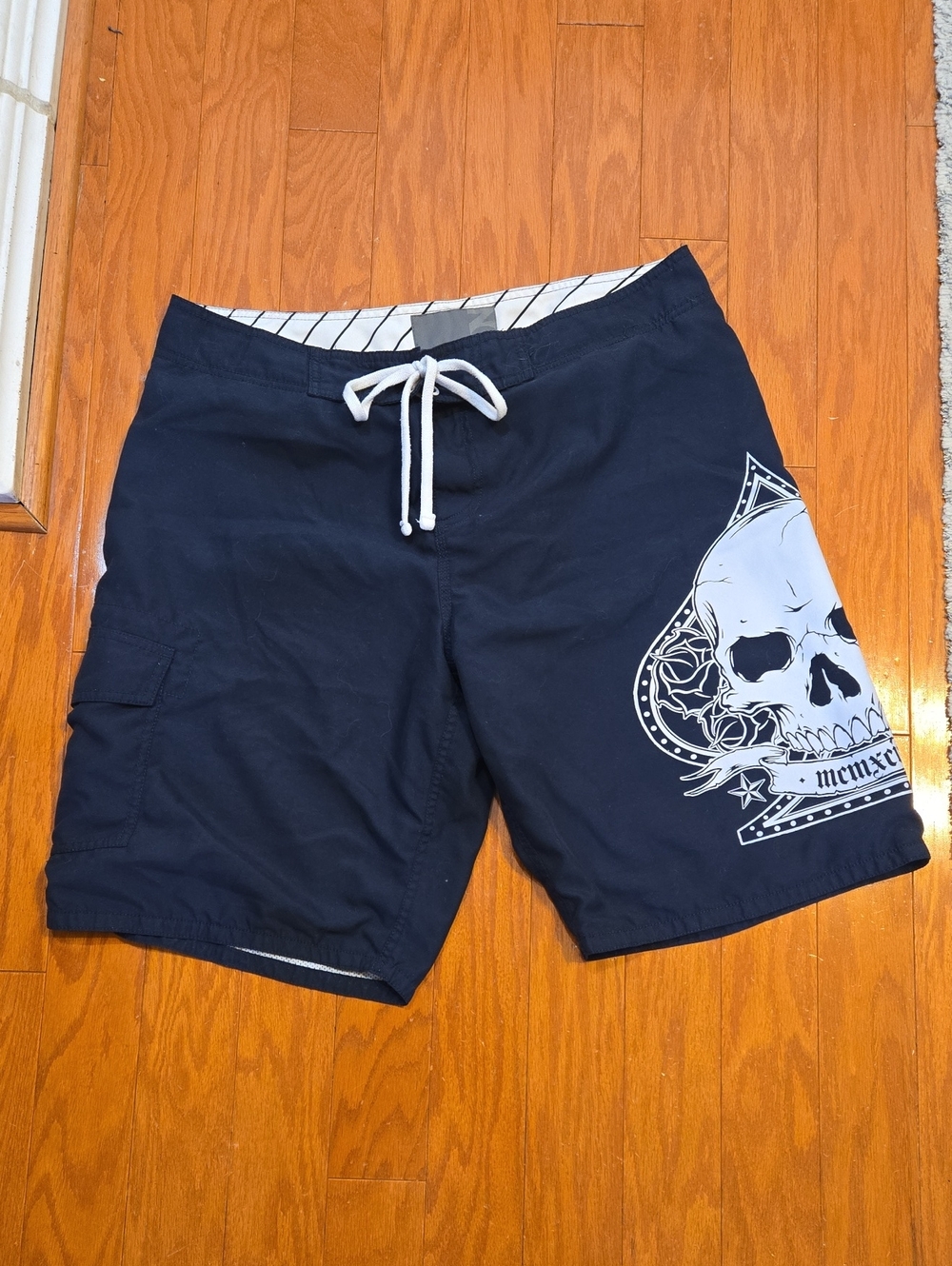 Old Navy Skull-Print Swim Board Shorts Size Large
